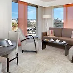 The Originals Residence, Les Strelitzias מלון דירות ז'ואן-לה-פינס