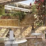 מלון דירות The Originals Residence, Les Strelitzias 4*