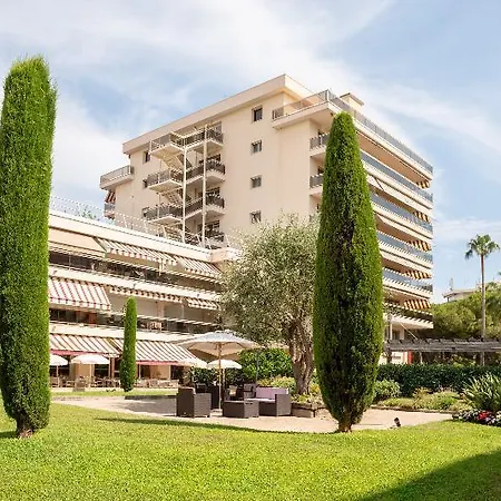 The Originals Residence, Les Strelitzias Apartmanhotel 4*