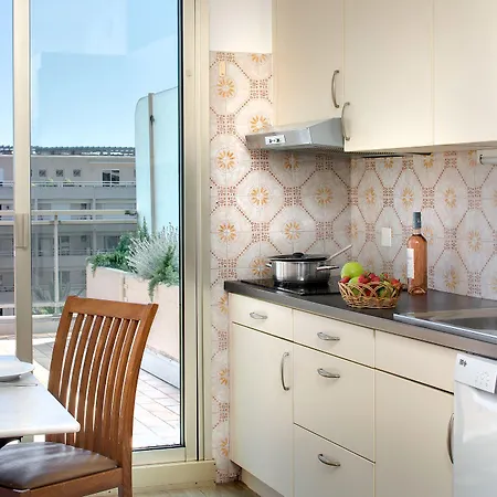 Appart hôtel The Originals Résidence, Les Strélitzias