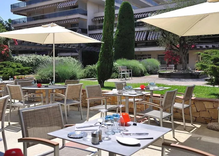 Aparthotel The Originals Residence, Les Strelitzias Juan-les-Pins