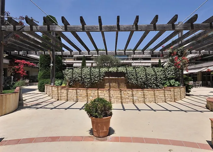 The Originals Residence, Les Strelitzias Juan-les-Pins