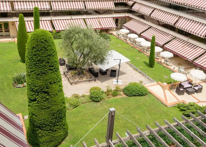 The Originals Residence, Les Strelitzias 4* Juan-les-Pins