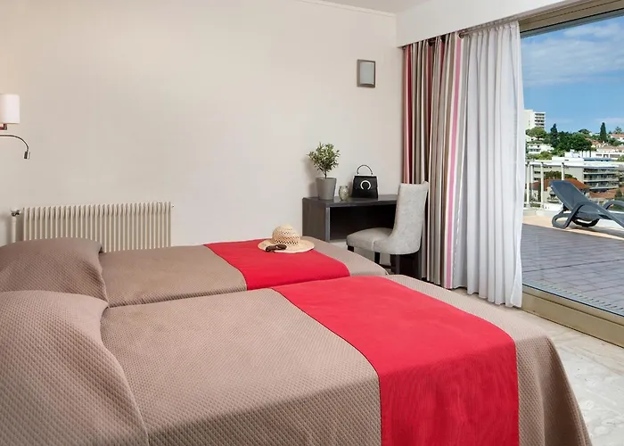 The Originals Residence, Les Strelitzias 4*