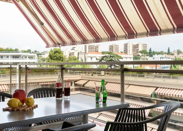 The Originals Residence, Les Strelitzias Aparthotel Juan-les-Pins