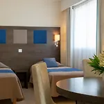 The Originals Residence, Les Strelitzias Apart-hotel 4*