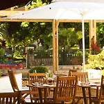 Apart-hotel The Originals Residence, Les Strelitzias Juan-les-Pins