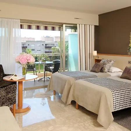 The Originals Residence, Les Strelitzias