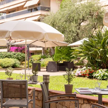 The Originals Residence, Les Strelitzias Жуан-ле-Пен