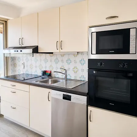 The Originals Residence, Les Strelitzias 4* ז'ואן-לה-פינס