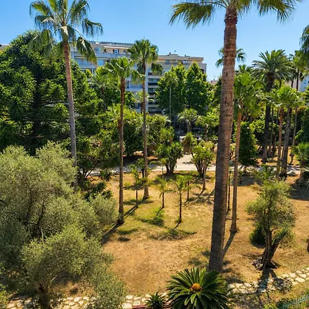 The Originals Residence, Les Strelitzias 4* ז'ואן-לה-פינס