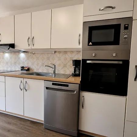 The Originals Residence, Les Strelitzias 4* ז'ואן-לה-פינס