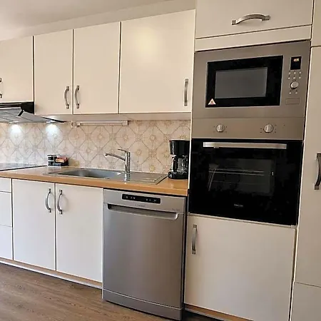 The Originals Residence, Les Strelitzias Hotel apartamentowy