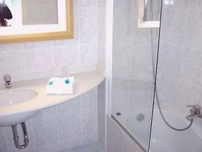 Hotel apartamentowy The Originals Residence, Les Strelitzias 4*