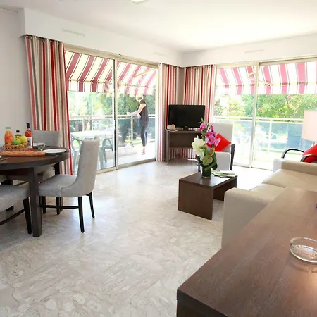 The Originals Residence, Les Strelitzias 3* Juan-les-Pins