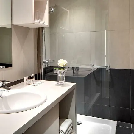 The Originals Residence, Les Strelitzias 3*